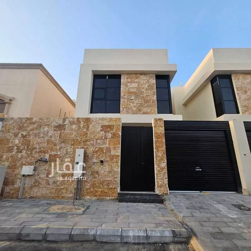 8 bedroom villa in At Tahliyah, Eastern Province 11