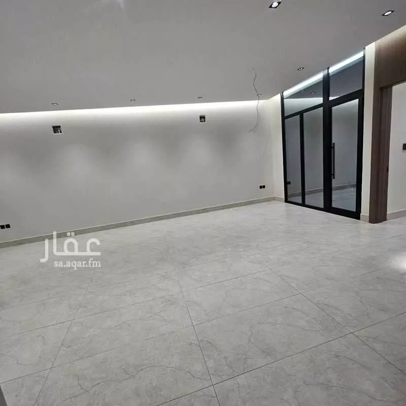 8 bedroom villa in At Tahliyah, Eastern Province 14