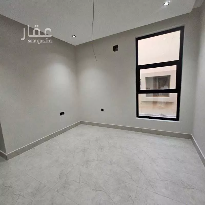 8 bedroom villa in At Tahliyah, Eastern Province 5