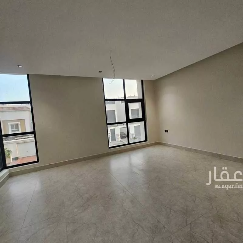 8 bedroom villa in At Tahliyah, Eastern Province 9