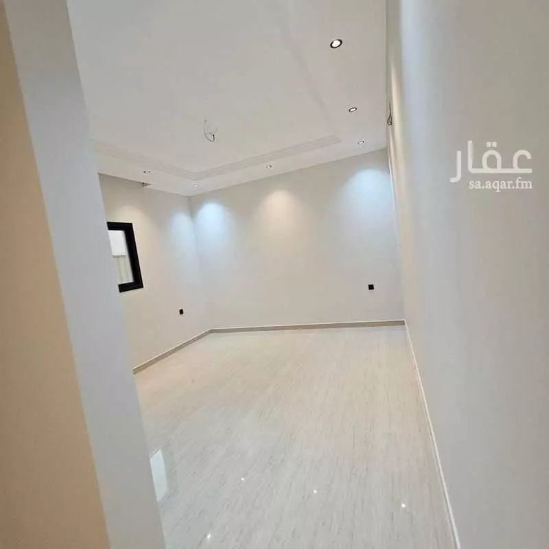 8 bedroom villa in Al Khuzama, Eastern Province 23