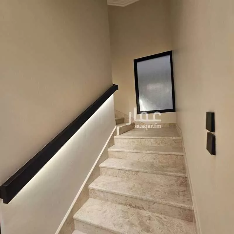8 bedroom villa in Al Khuzama, Eastern Province 5