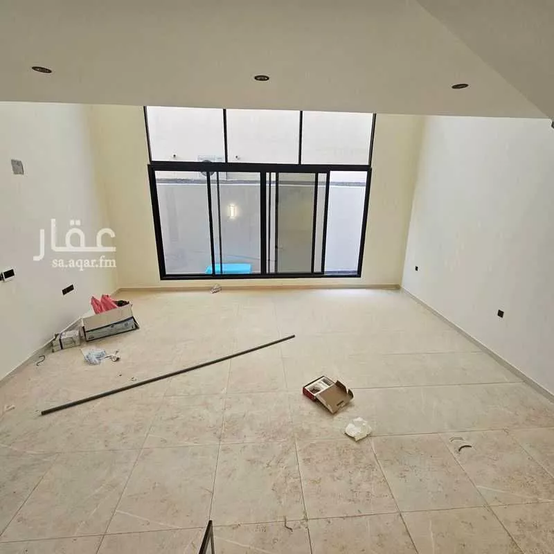 7 bedroom villa in At Tahliyah 2