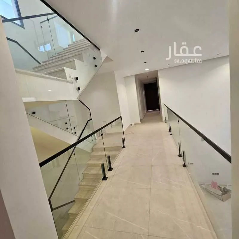7 bedroom villa in At Tahliyah 12