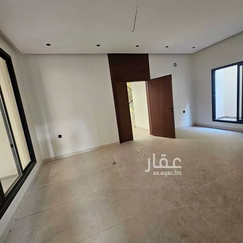 7 bedroom villa in At Tahliyah 15