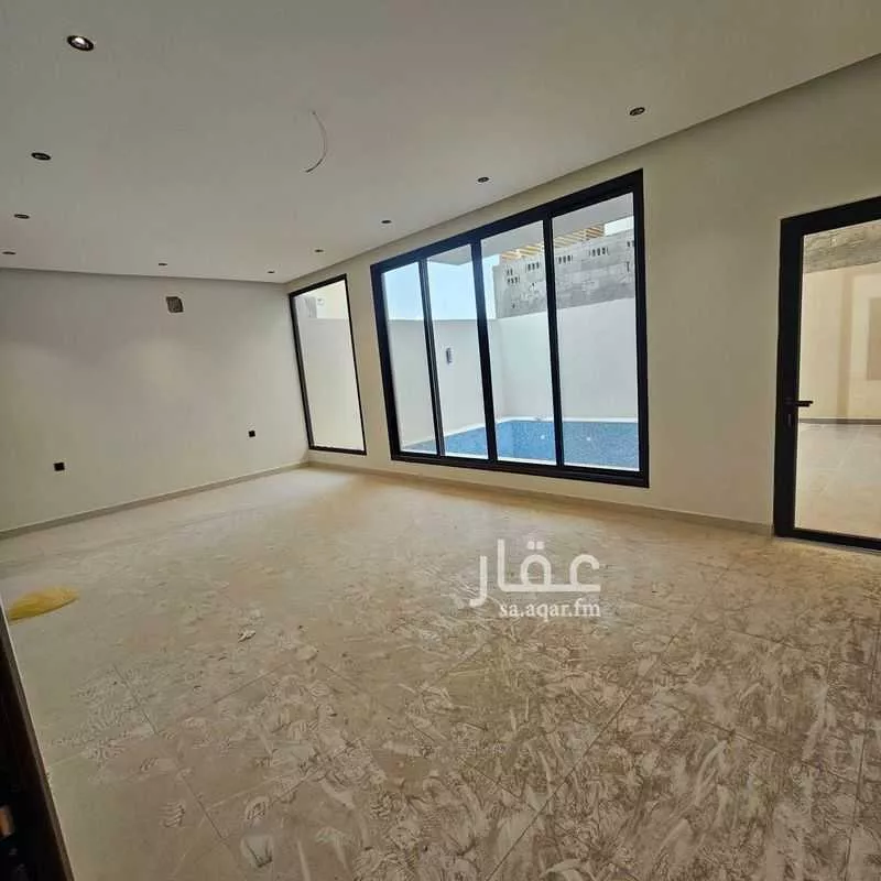 7 bedroom villa in At Tahliyah 5