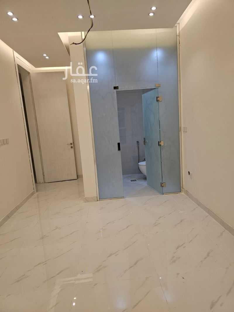 4 bedroom villa in Al Buhairah, Eastern Province 11