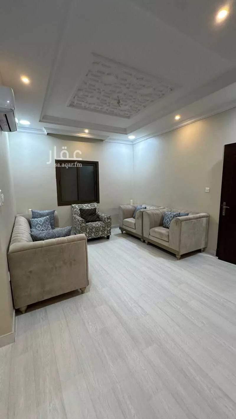 9 bedroom villa in Al Buhairah 3