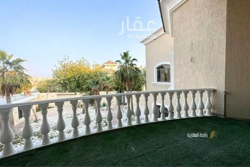 8 bedroom villa in Al Khuzama 2