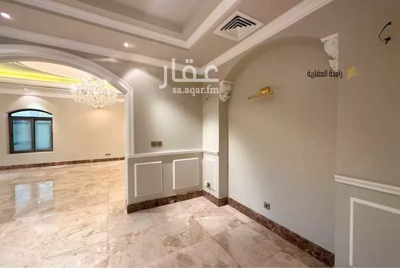 8 bedroom villa in Al Khuzama 13