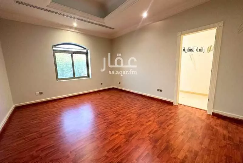 8 bedroom villa in Al Khuzama 15
