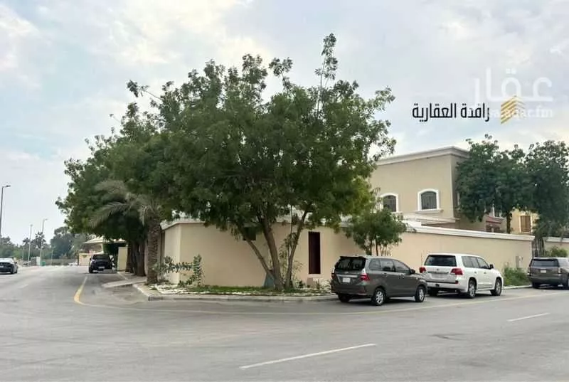8 bedroom villa in Al Khuzama 3