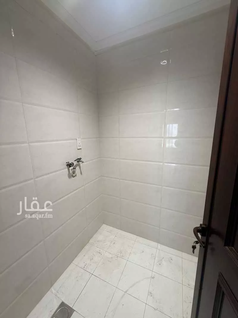 3 bedroom apartment in Dahiat King Fahd, Eastern Province 8