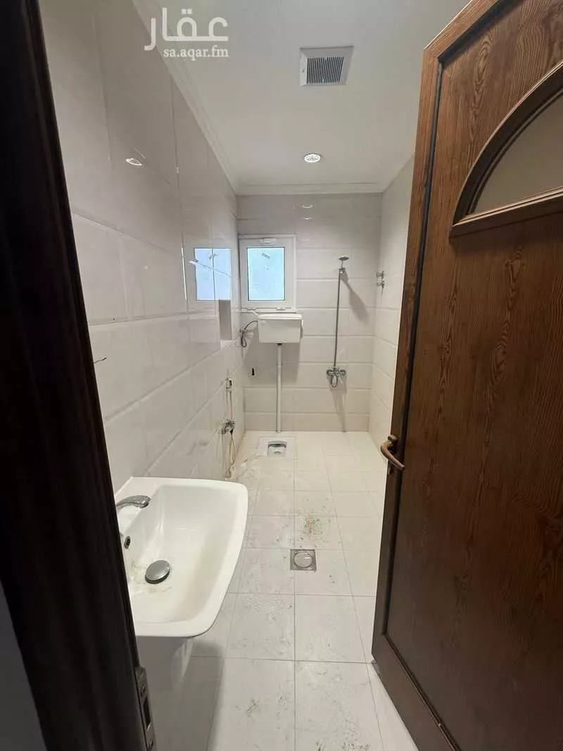 3 bedroom apartment in Dahiat King Fahd, Eastern Province 2