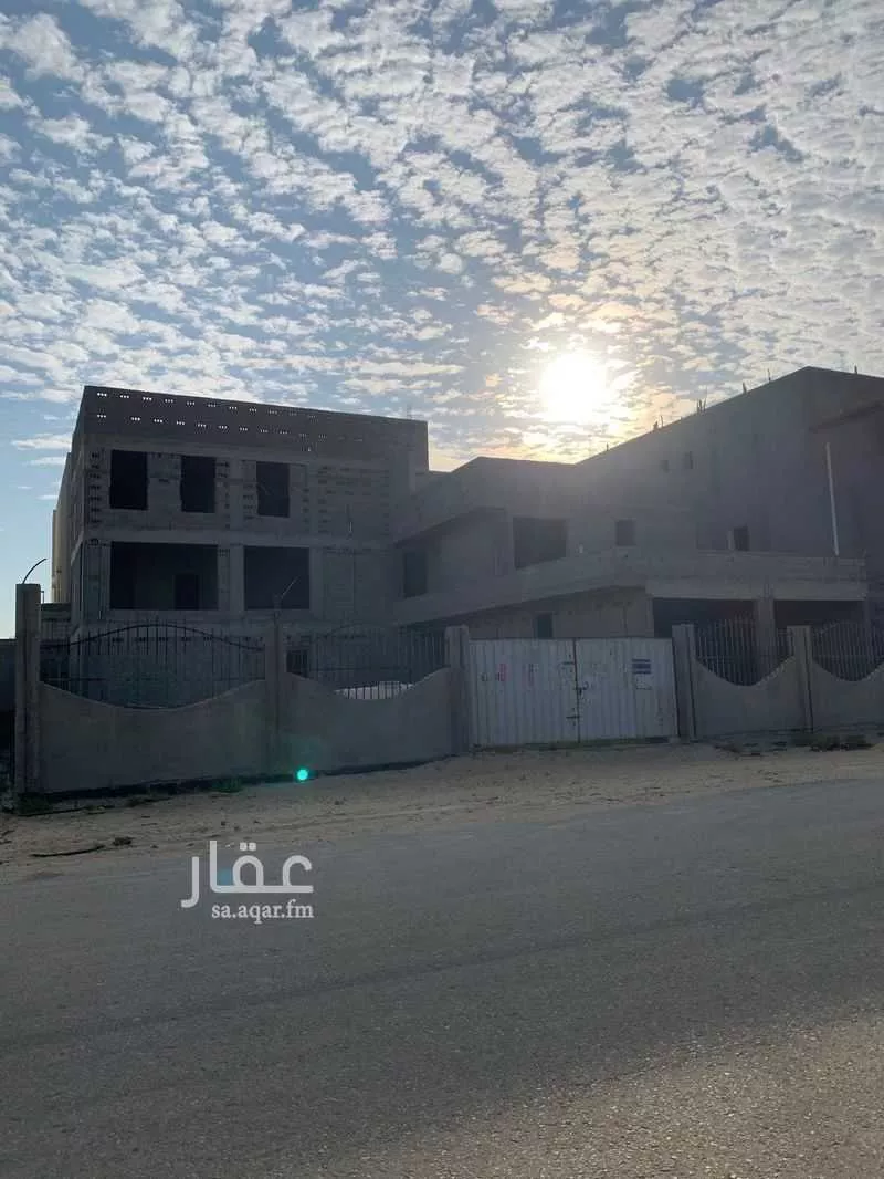 6 bedroom villa in Ishbiliyah 2