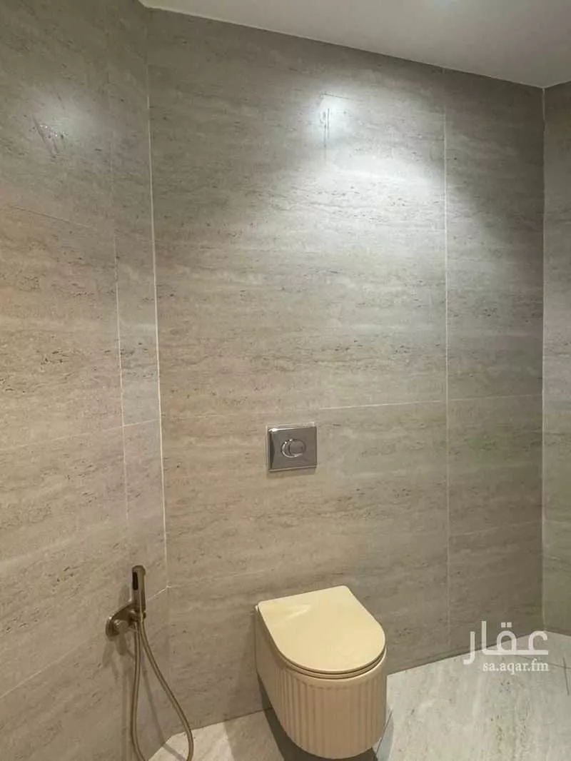 فيلا 7 غرف في الشراع 6