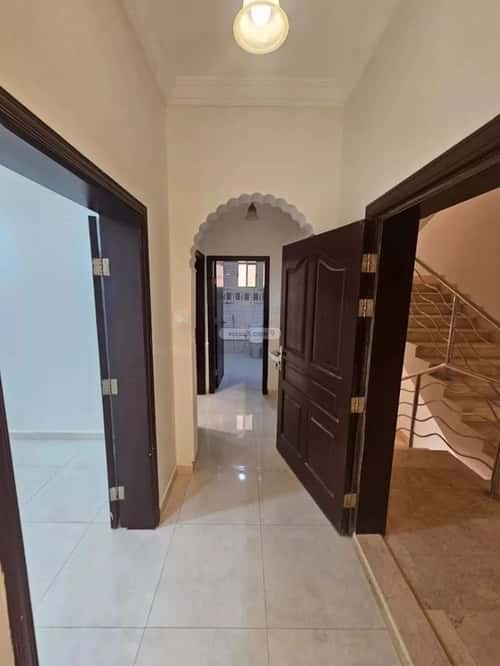 4 bedroom apartment in Al Yaqout, Jeddah 9