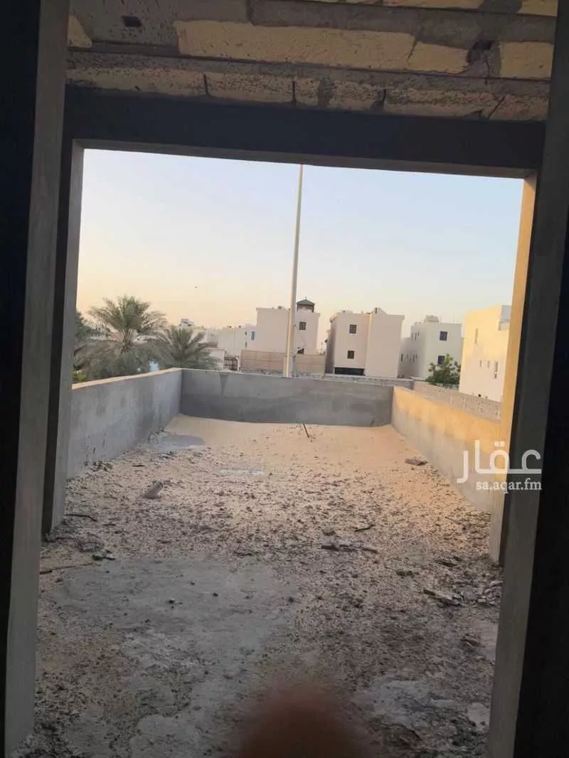 فيلا 6 غرف في الشراع 11