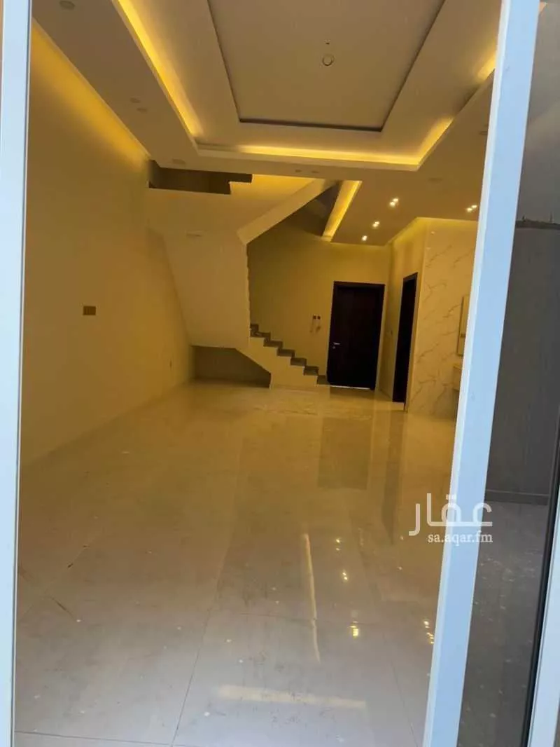 6 bedroom villa in Al Shiraa 3