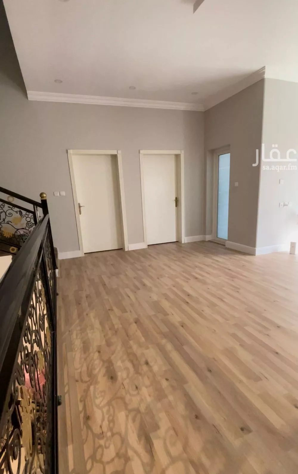 فيلا 10 غرف في الأمواج 15