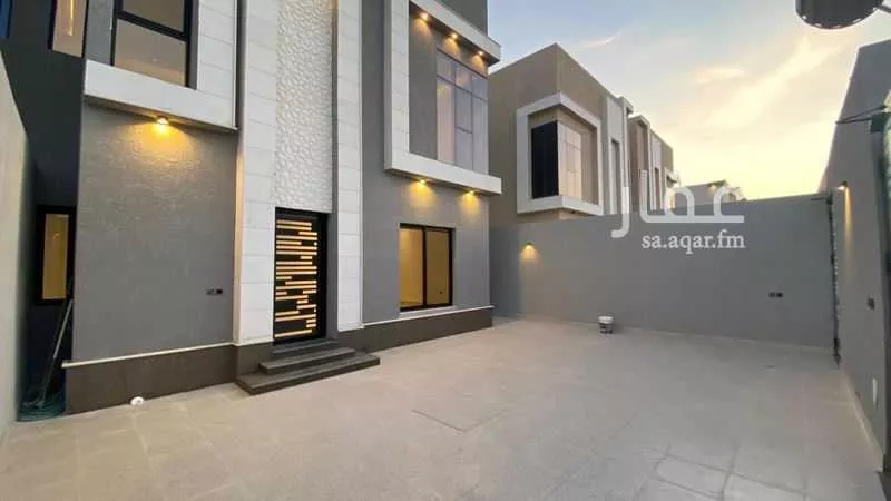 5 bedroom villa in Al Aqiq 7