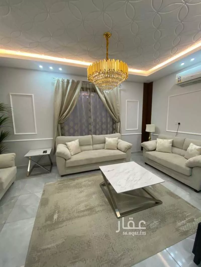 فيلا 8 غرف في العقيق 6