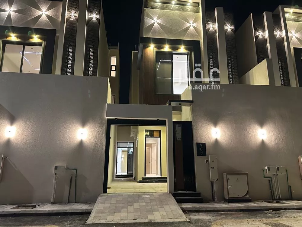 9 bedroom villa in As Sawari 6