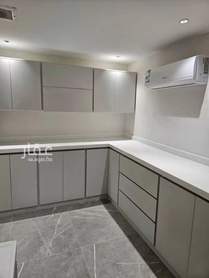3 bedroom apartment in Al Falah, Riyadh 15