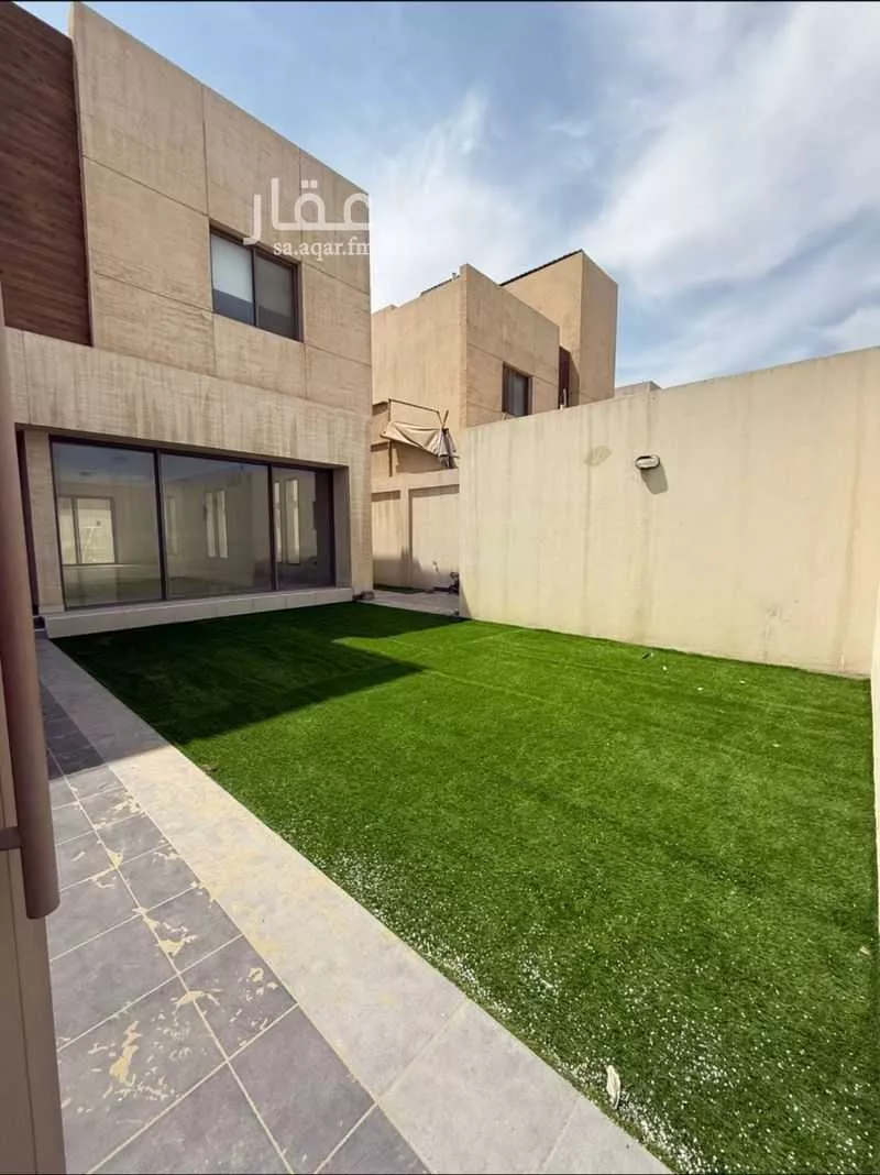 فيلا 6 غرف في الأمواج 15