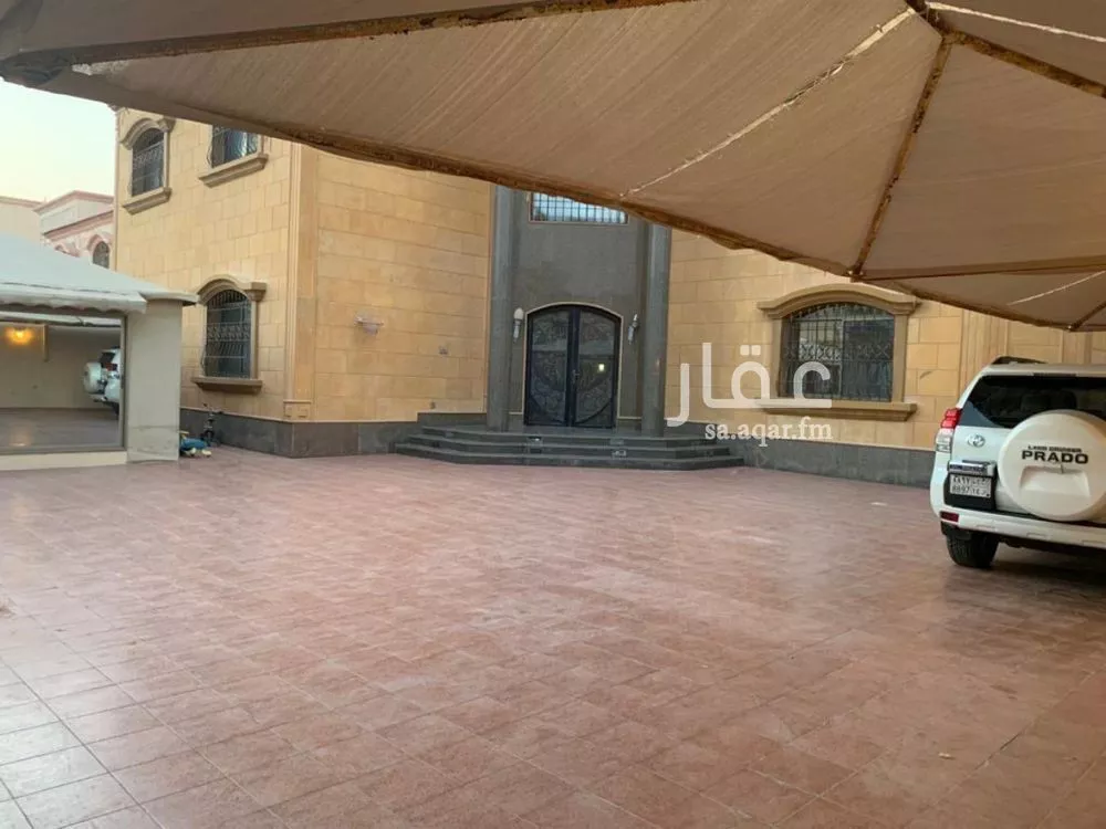 6 bedroom villa in Al Khuzama 6