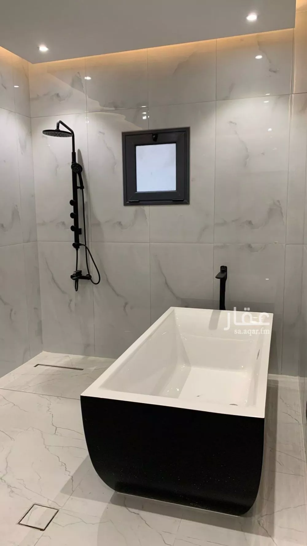 9 bedroom villa in Al Buhairah 9