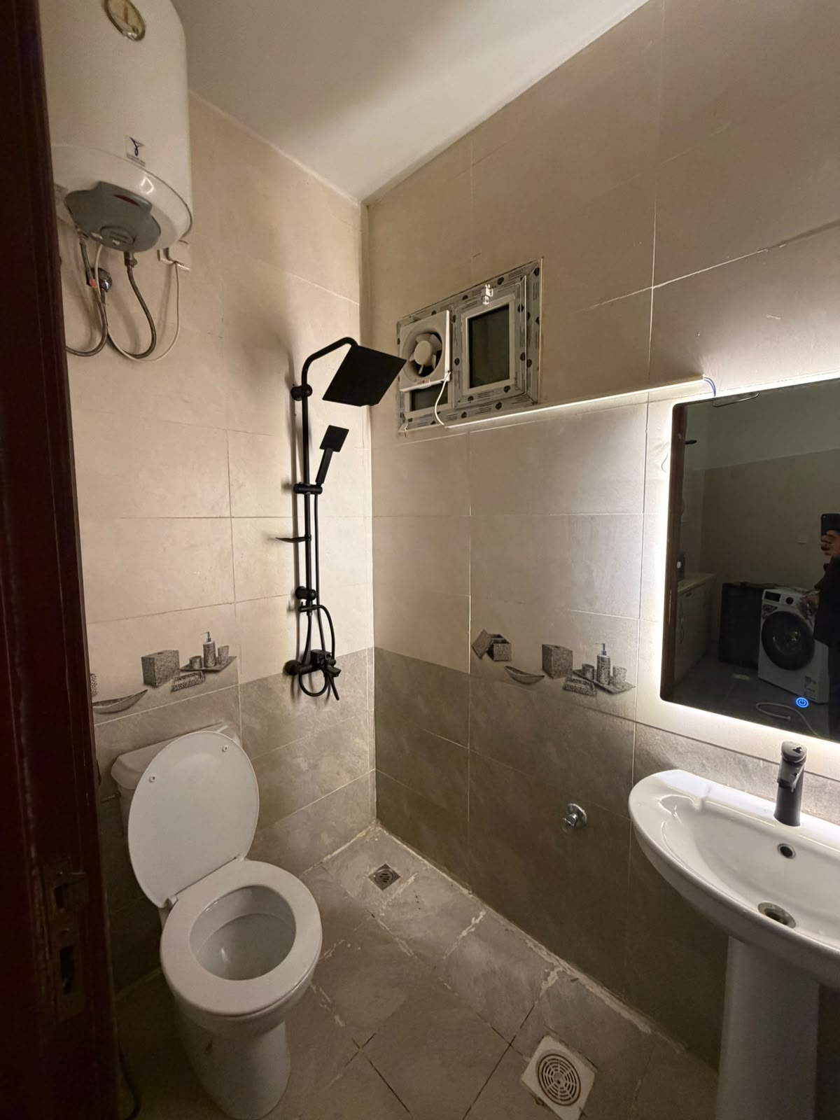 3 bedroom apartment in Ar Rehab, Jeddah 27