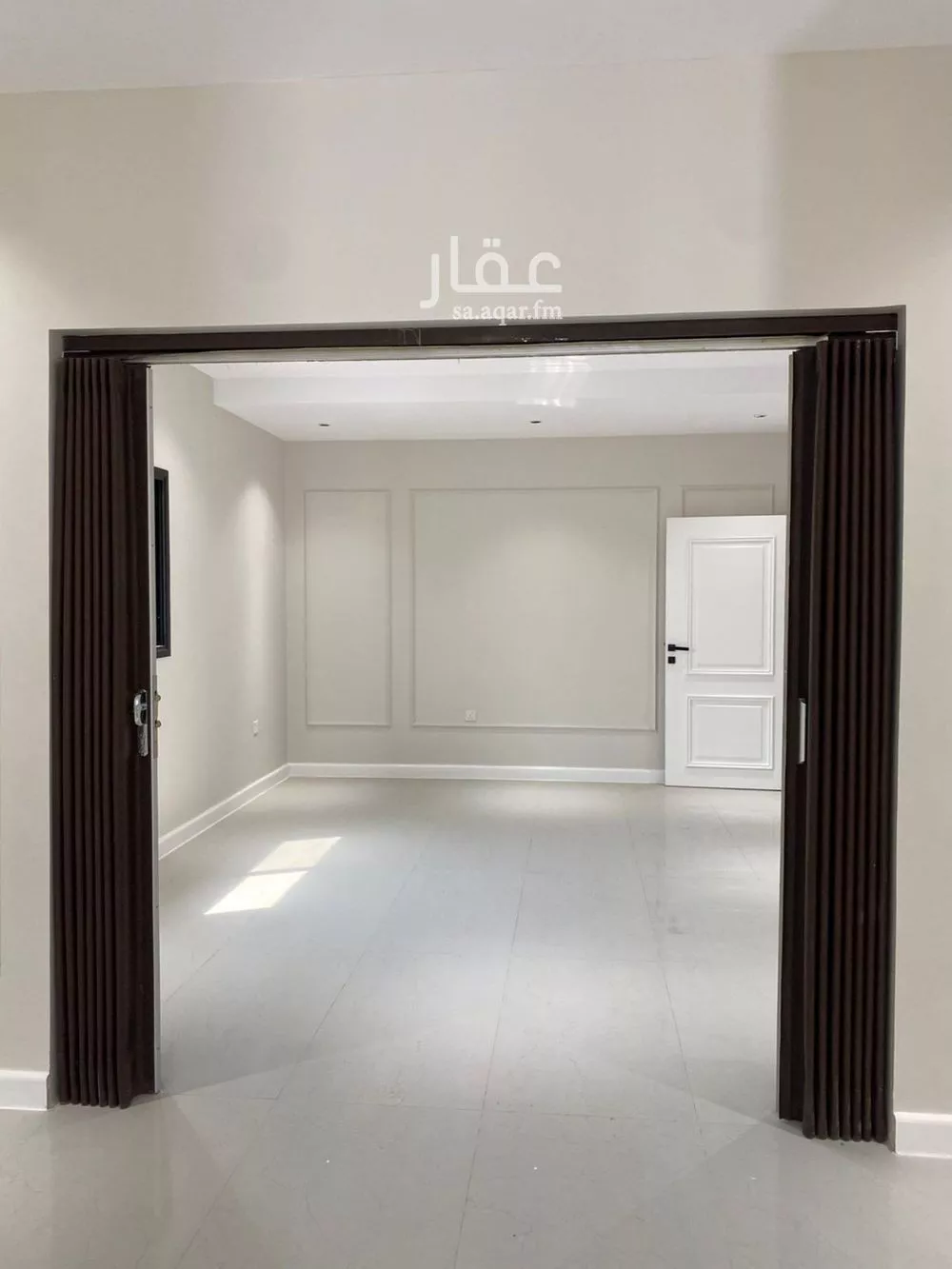 فيلا 9 غرف في الأمواج 17