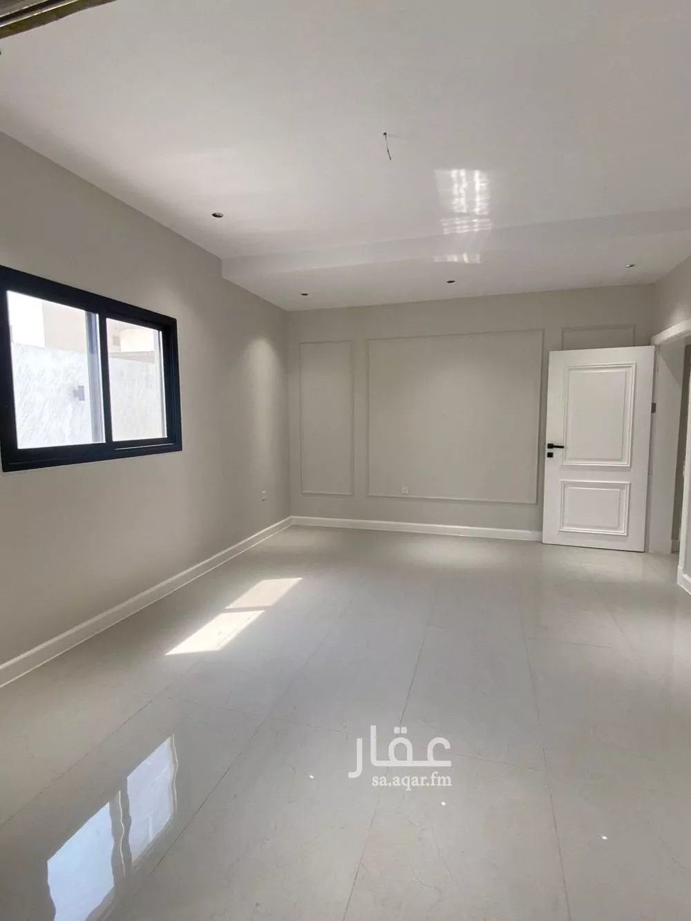 فيلا 9 غرف في الأمواج 3