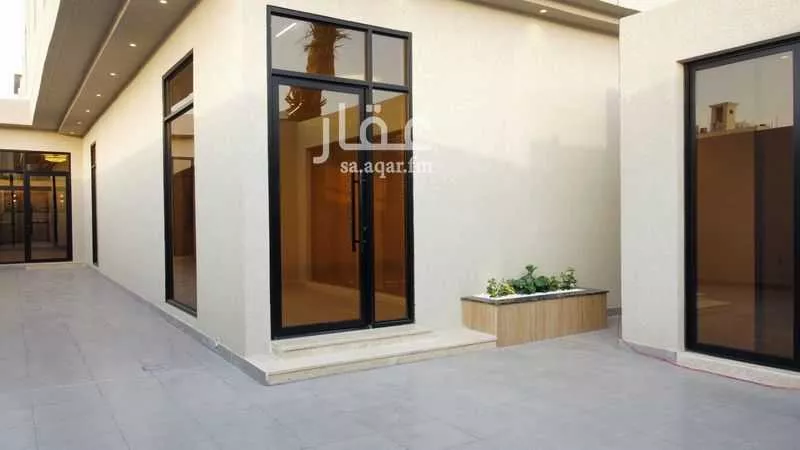 فيلا 7 غرف في البحيرة 2
