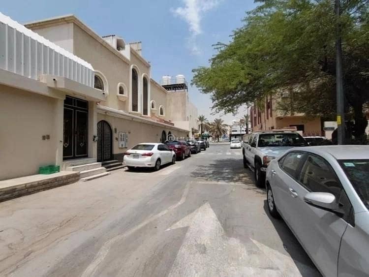 3 bedroom apartment in Umm Al Hamam Al Gharbi, Riyadh 2