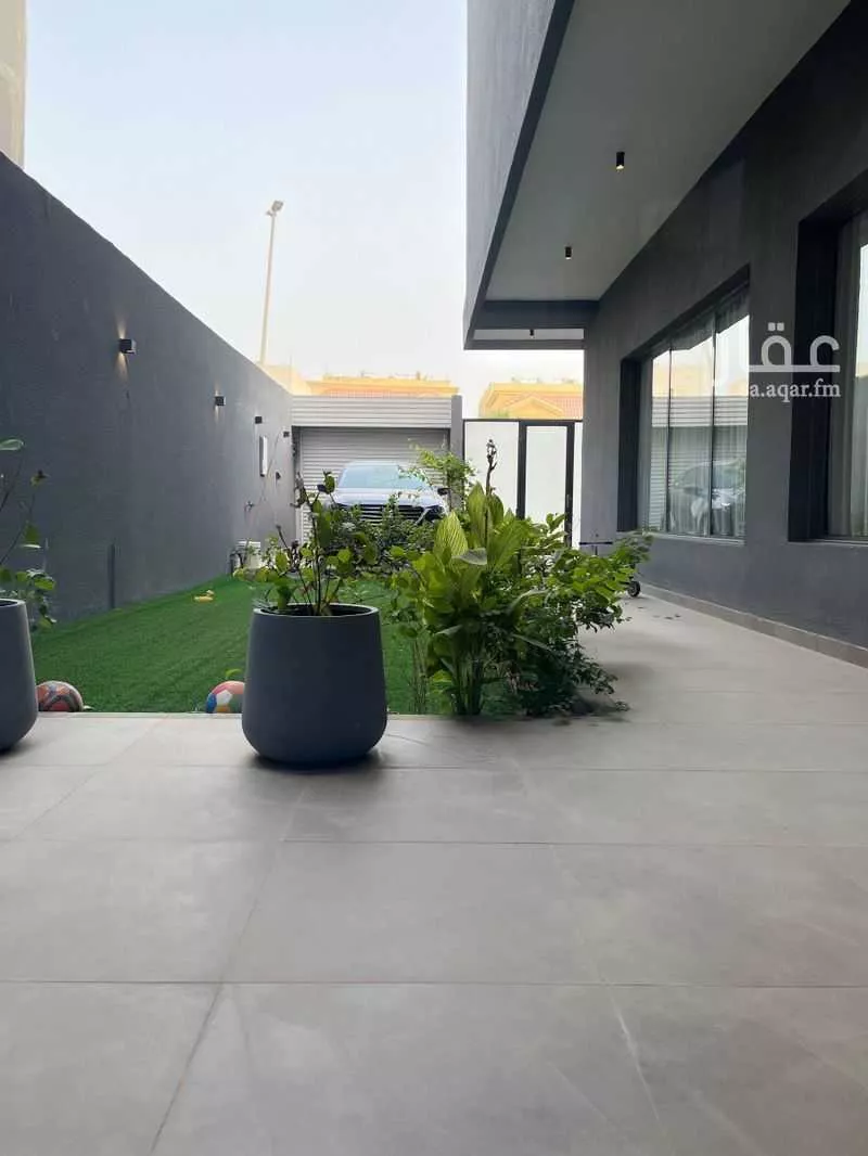7 bedroom villa in Al Buhairah 3