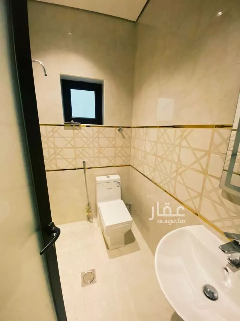 7 bedroom villa in As Sawari 11