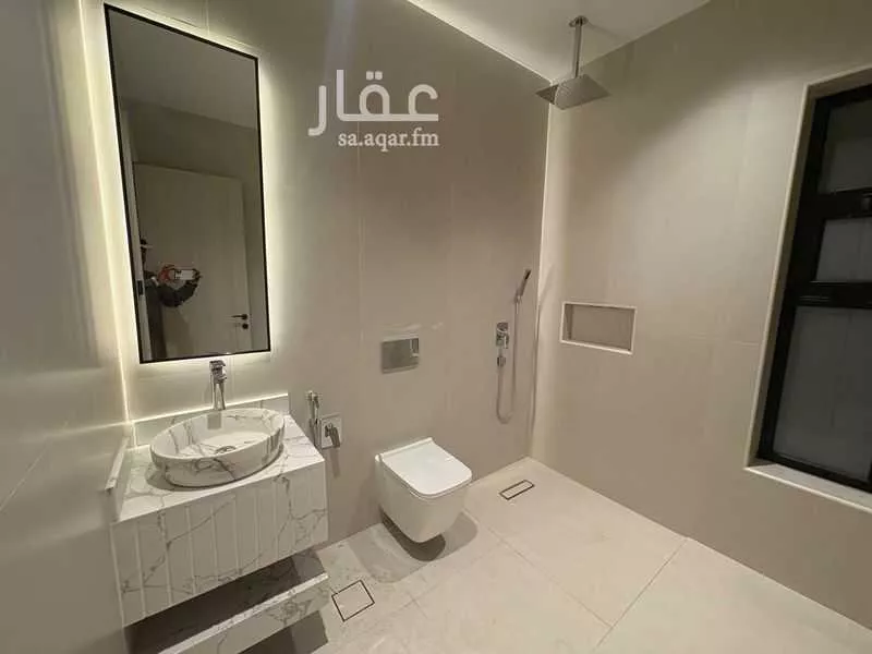 فيلا 6 غرف في البحر 12