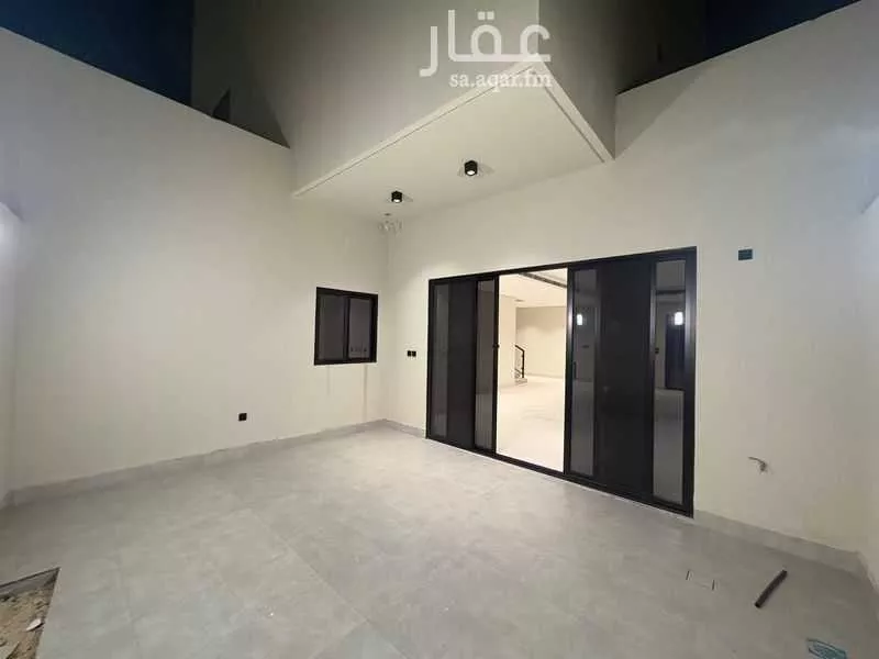 فيلا 6 غرف في البحر 20