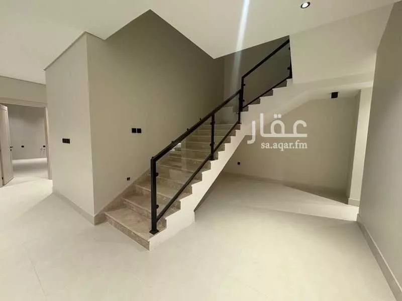 فيلا 6 غرف في البحر 24