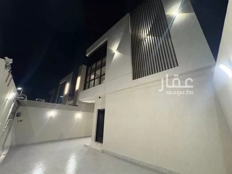 فيلا 6 غرف في البحر 8