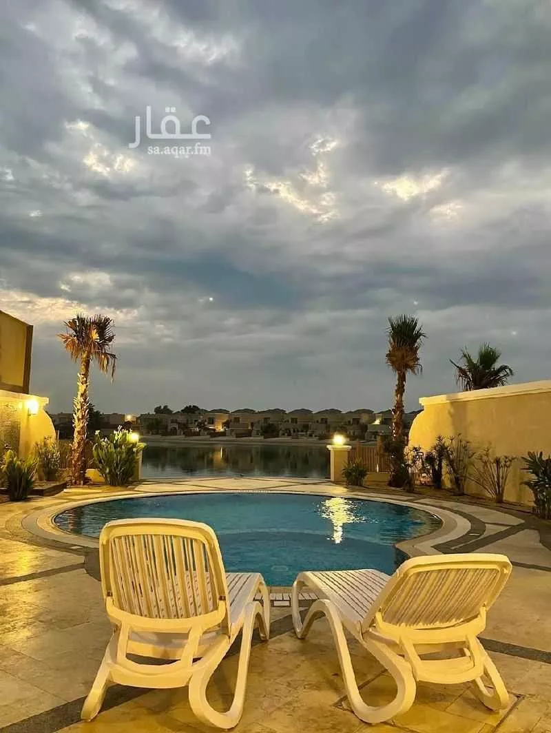فيلا 4 غرف في المرجان 7