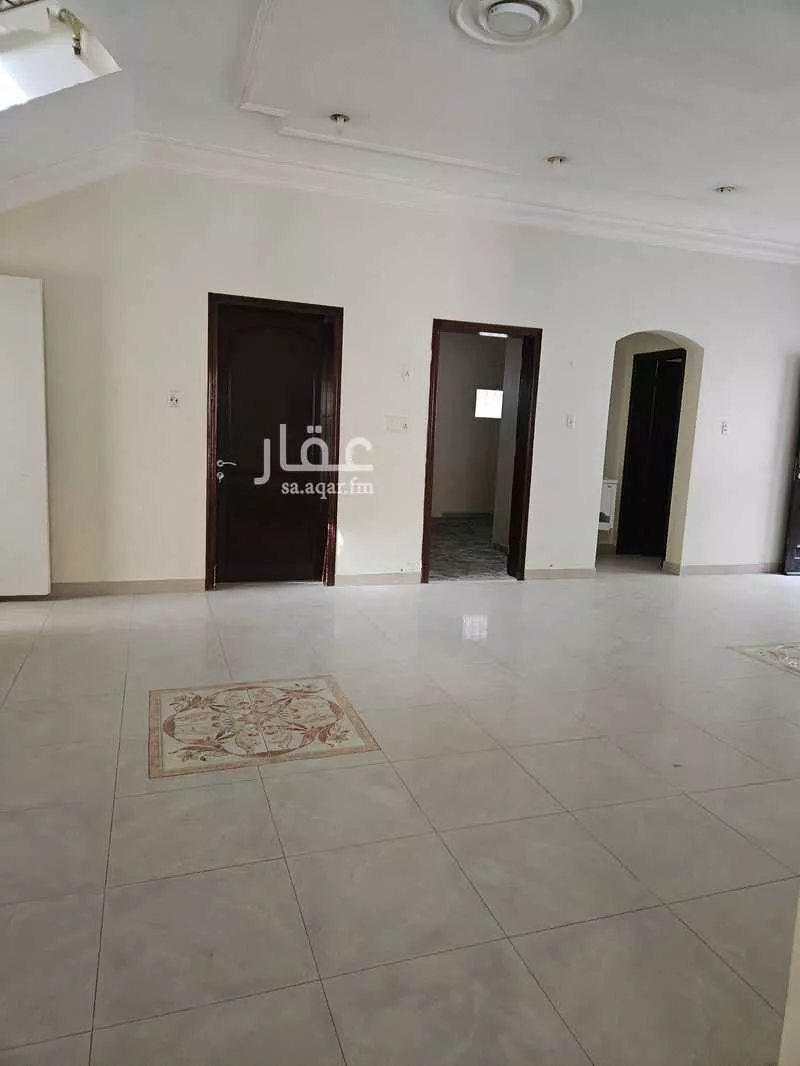 7 bedroom villa in Ar Rakah Al Janubiyah 12
