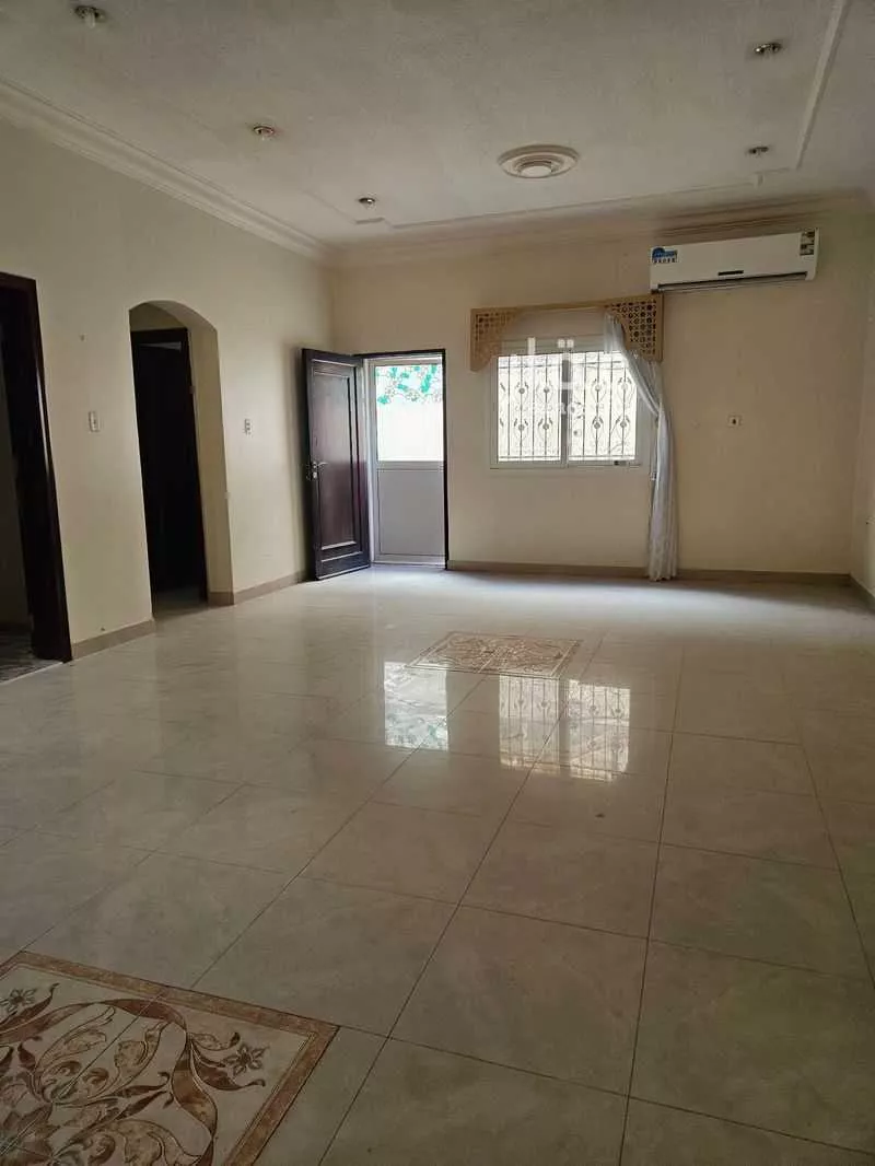 7 bedroom villa in Ar Rakah Al Janubiyah 15
