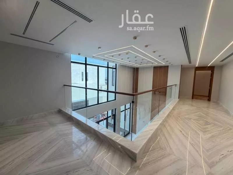 فيلا 6 غرف في البحر 8