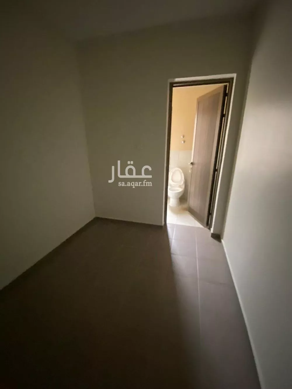 فيلا 8 غرف في البحيرة 24