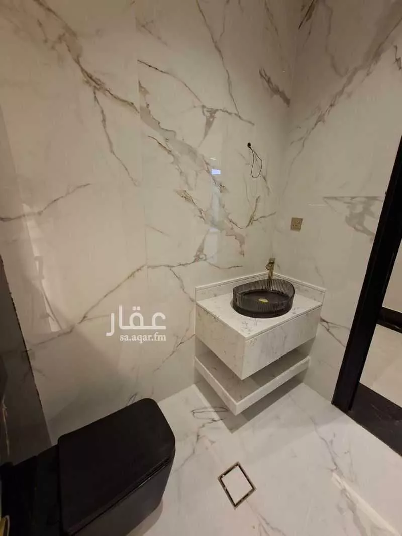 فيلا 5 غرف في اللؤلؤ 18