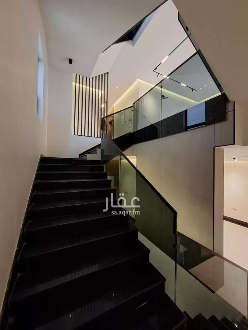 فيلا 5 غرف في اللؤلؤ 20