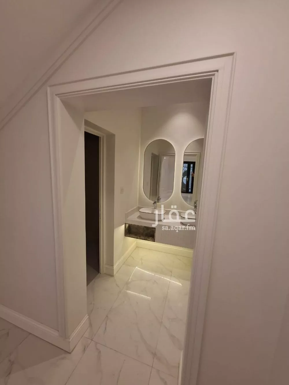 8 bedroom villa in Al Buhairah 7
